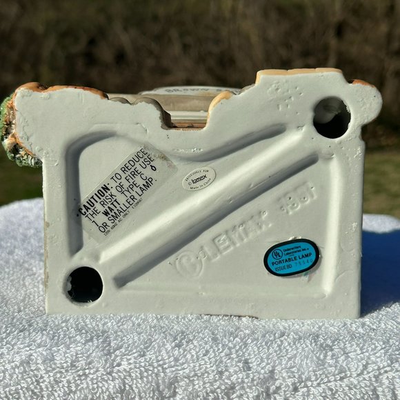 Lemax Dickensvale Brown & Son's Christmas Village Lighted Building from 1991 - Picture 11 of 11